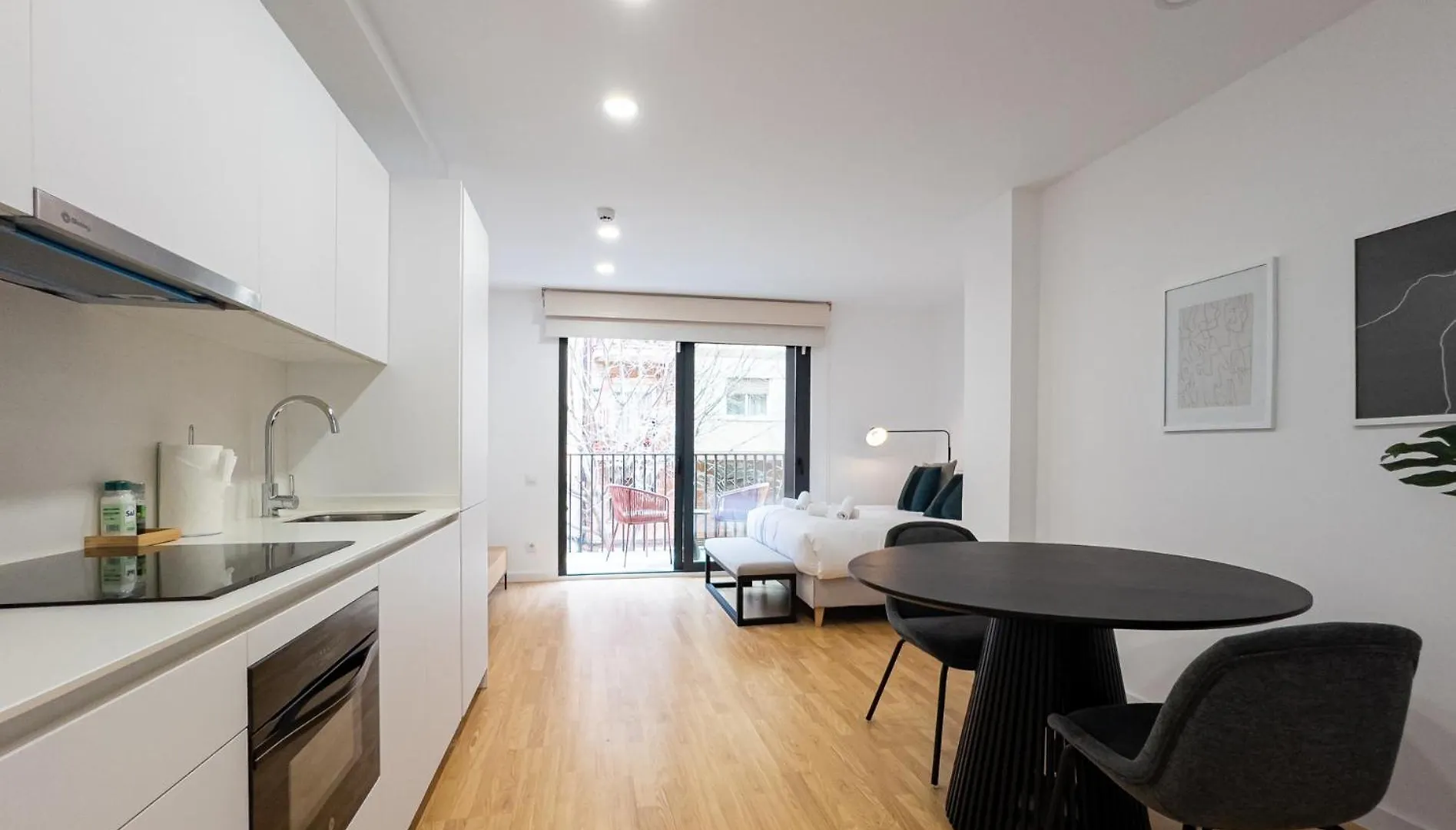 Stay U-Nique Apartments Albeniz Bcn L'Hospitalet de Llobregat